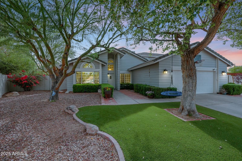 9015 Altadena Ave, Scottsdale, AZ 85260