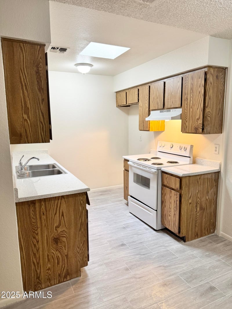 9015 Elm St #2, Phoenix, AZ 85037