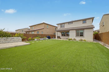 9015 Oregon Ave, Glendale, AZ 85305