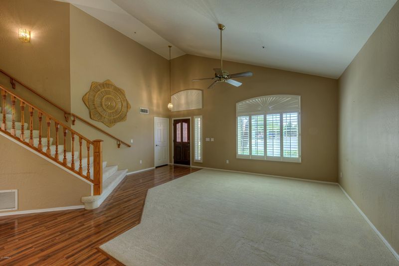 9016 E Meadow Hill Dr, Scottsdale, AZ 85260