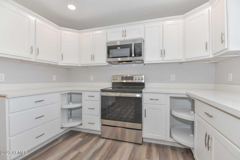 9017 N 65th Ave, Glendale, AZ 85302