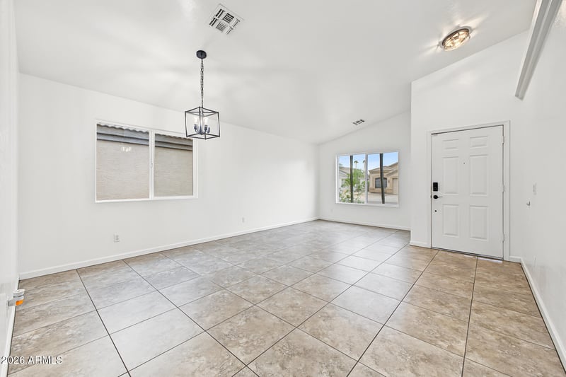 9017 W Avalon Dr, Phoenix, AZ 85037