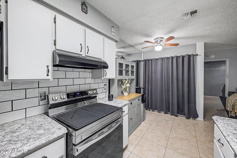 9017 W Elm St #6, Phoenix, AZ 85037