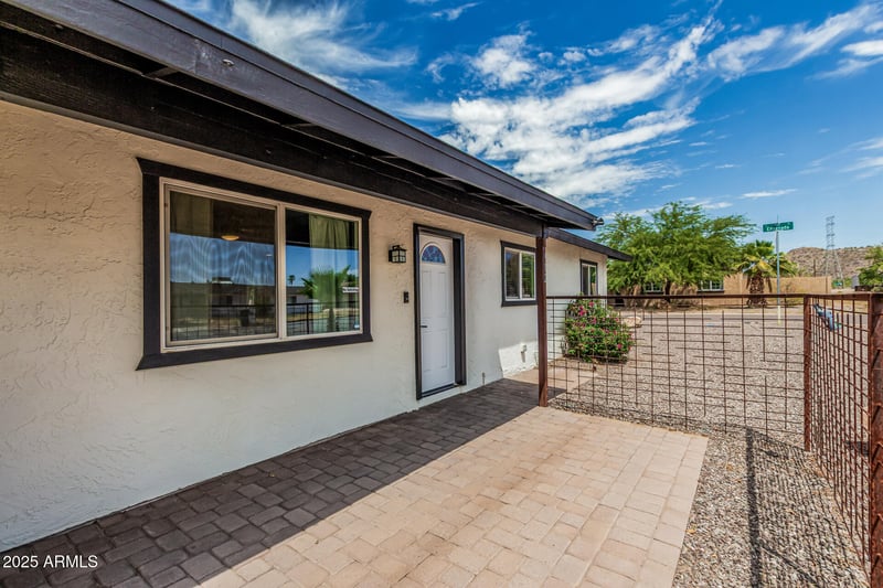 902 96th St, Mesa, AZ 85207