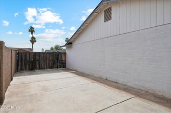 902 Barrow Dr, Chandler, AZ 85225
