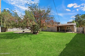 902 Campus Dr, Phoenix, AZ 85013