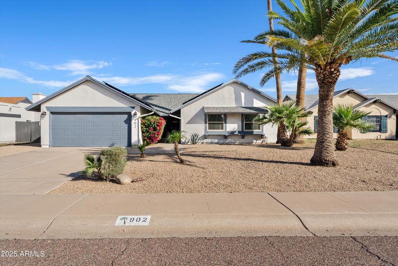 902 Ross Ave, Phoenix, AZ 85027