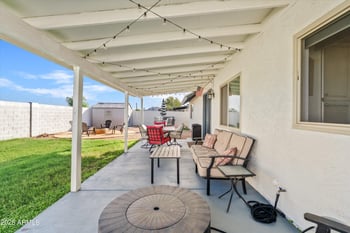 902 Ross Ave, Phoenix, AZ 85027