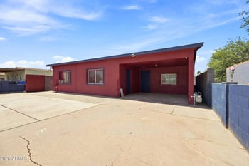 902 S 30th Dr, Phoenix, AZ 85009