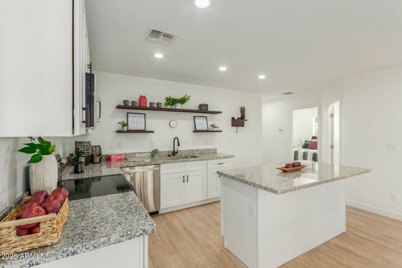 902 S 96th St, Mesa, AZ 85208