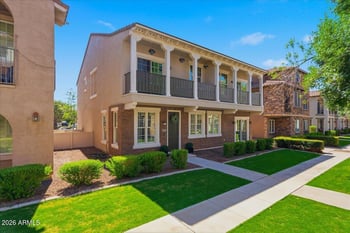 902 Annie Ln, Gilbert, AZ 85296