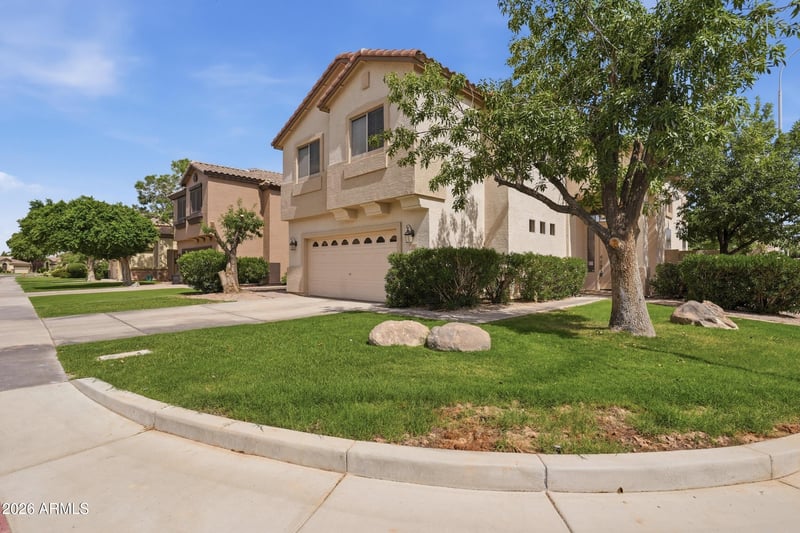 902 W Azalea Pl, Chandler, AZ 85248