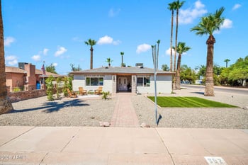 902 W Catalina Dr, Phoenix, AZ 85013