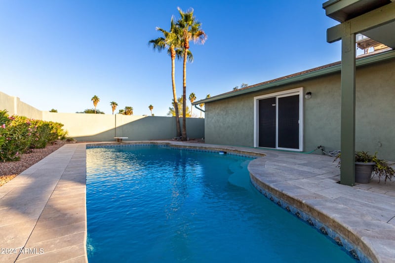 902 Curry St, Chandler, AZ 85225