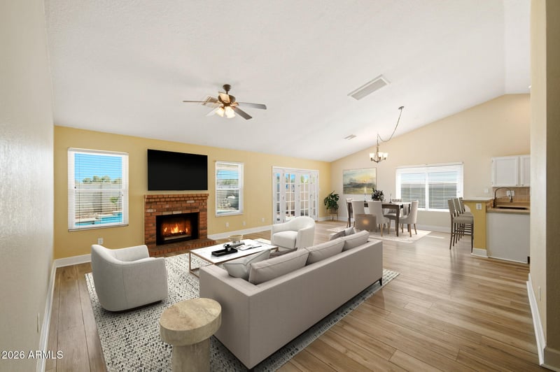 902 Sequoia Dr, Phoenix, AZ 85027