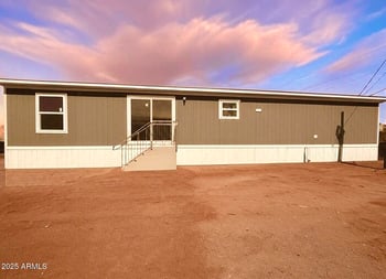 902 Warner Dr, Apache Junction, AZ 85120