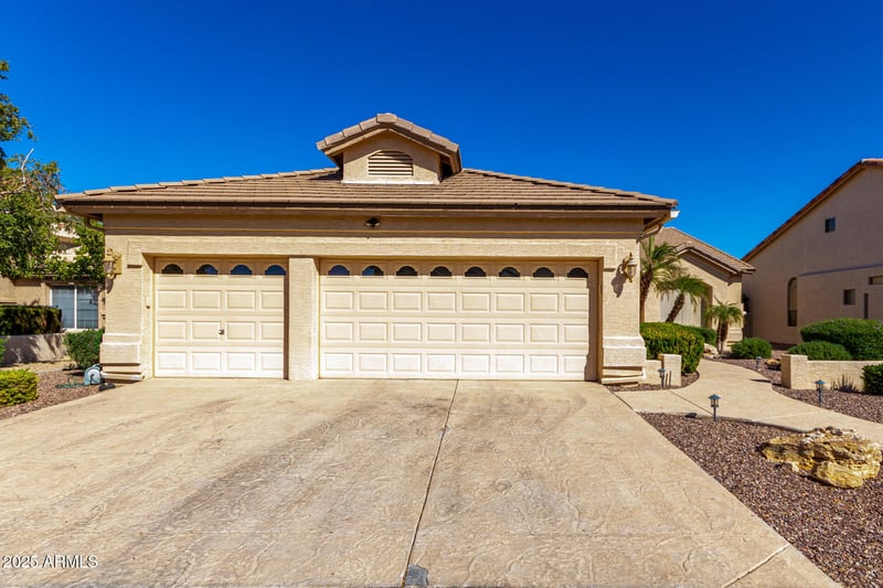 9020 Cedar Waxwing Dr, Sun Lakes, AZ 85248