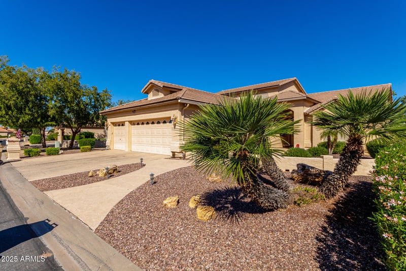 9020 Cedar Waxwing Dr, Sun Lakes, AZ 85248