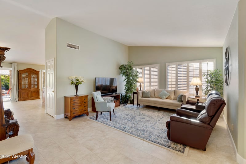 9020 Coopers Hawk Dr, Sun Lakes, AZ 85248