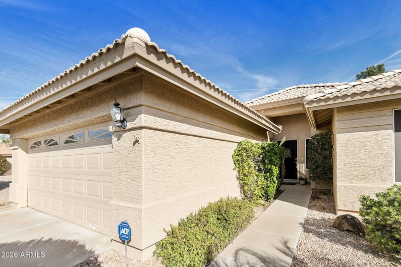 9020 Coopers Hawk Dr, Sun Lakes, AZ 85248