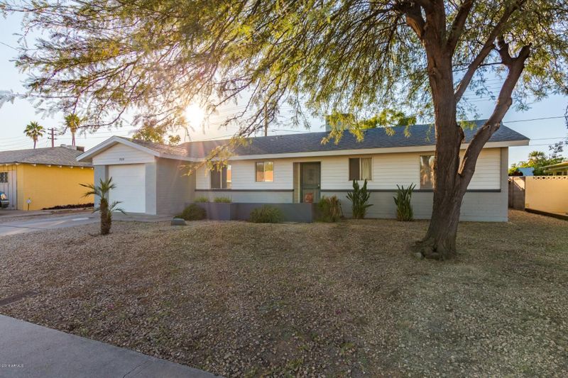 9020 N 18th Ave, Phoenix, AZ 85021