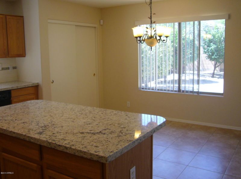 9020 W Deanna Dr, Peoria, AZ 85382