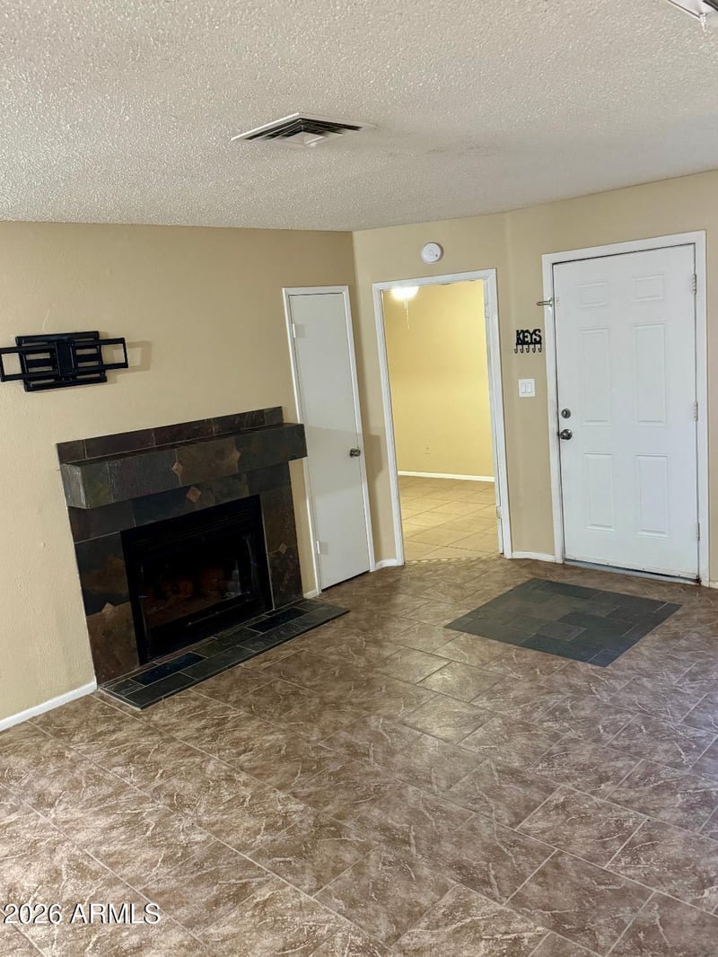 9020 Highland Ave #122, Phoenix, AZ 85037