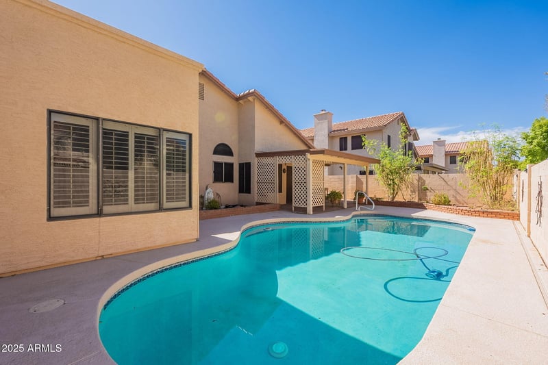 9021 Drea Ln, Tempe, AZ 85284