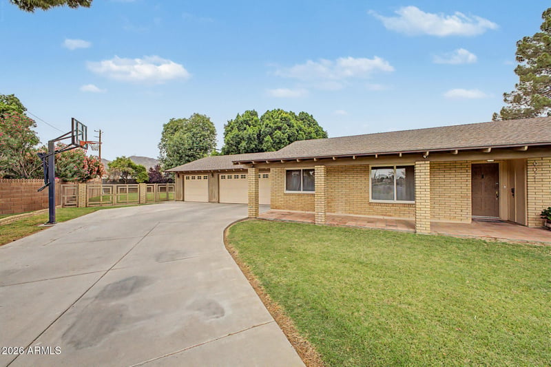 9021 N 13th Ave, Phoenix, AZ 85021