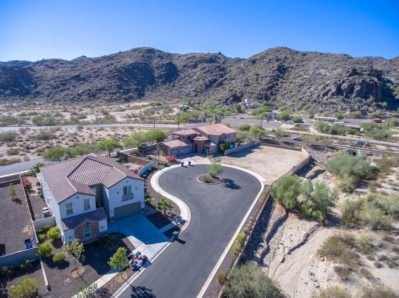 9021 S 18th Way, Phoenix, AZ 85042