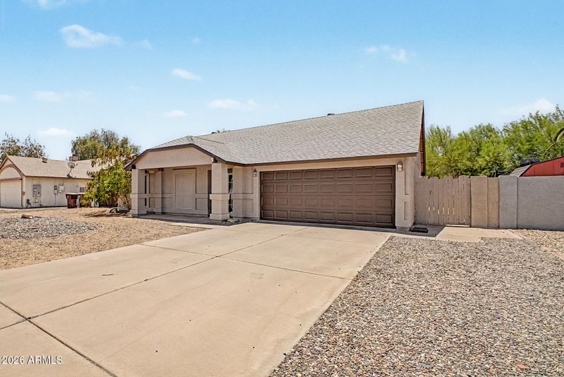 9021 W Hatcher Rd, Peoria, AZ 85345