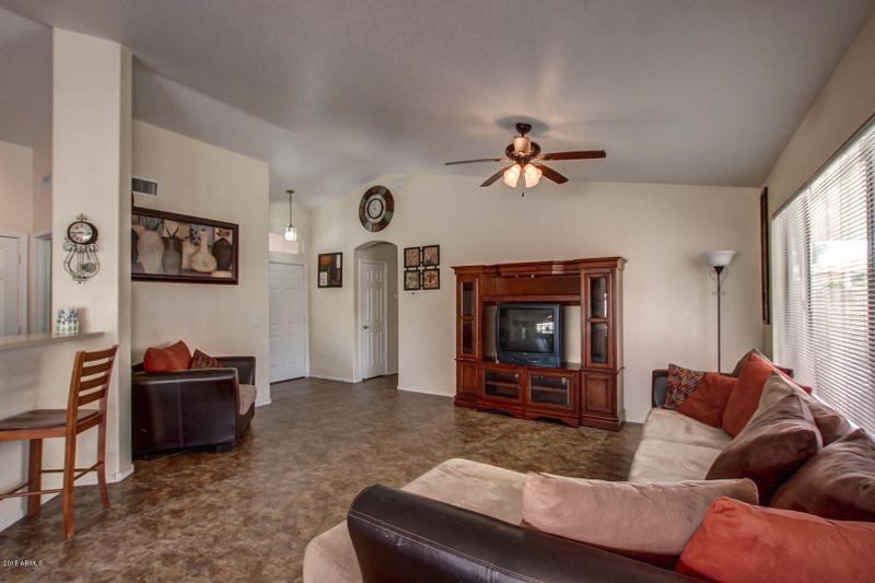 9021 W Highland Ave, Phoenix, AZ 85037