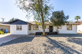 9022 18th Dr, Phoenix, AZ 85021