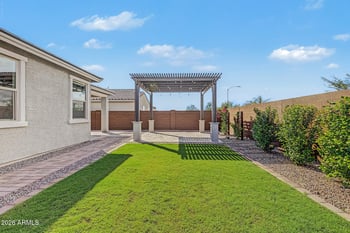 9022 W Georgia Ave, Glendale, AZ 85305