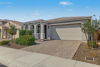 9022 W Georgia Ave, Glendale, AZ 85305