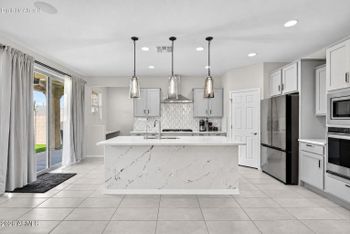 9022 W Luke Ave, Glendale, AZ 85305