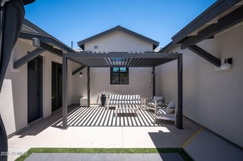 9024 28th St, Phoenix, AZ 85028