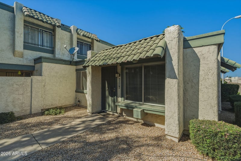 9024 N 51st Ln, Glendale, AZ 85302