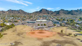 9025 14th Pl, Phoenix, AZ 85020