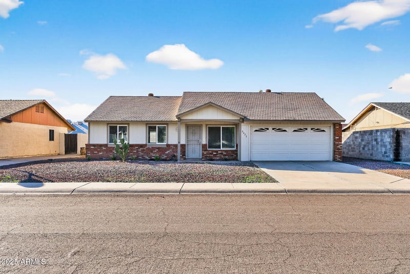9025 Cinnabar Ave, Peoria, AZ 85345