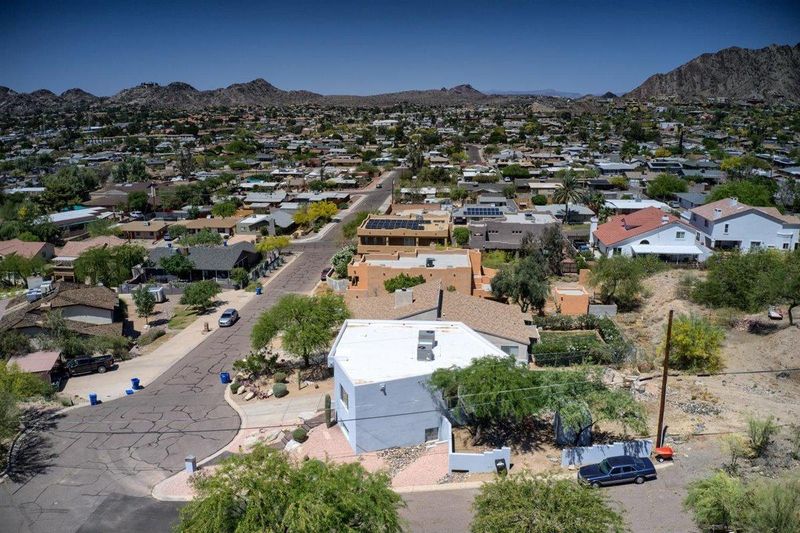 9025 N 15th St, Phoenix, AZ 85020