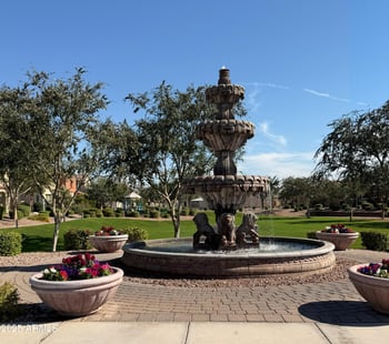 9025 State Ave, Glendale, AZ 85305