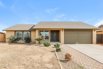 9025 Mackenzie Dr, Phoenix, AZ 85037