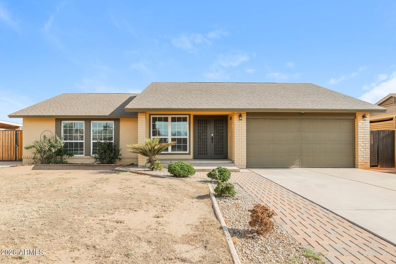 9025 W Mackenzie Dr, Phoenix, AZ 85037