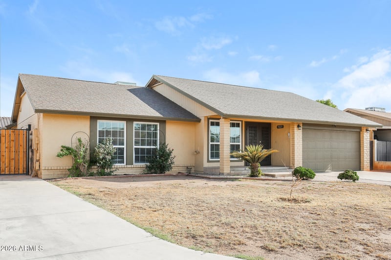 9025 W Mackenzie Dr, Phoenix, AZ 85037