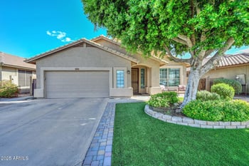 9026 Runion Dr, Peoria, AZ 85382