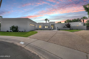 9027 82nd St, Scottsdale, AZ 85258
