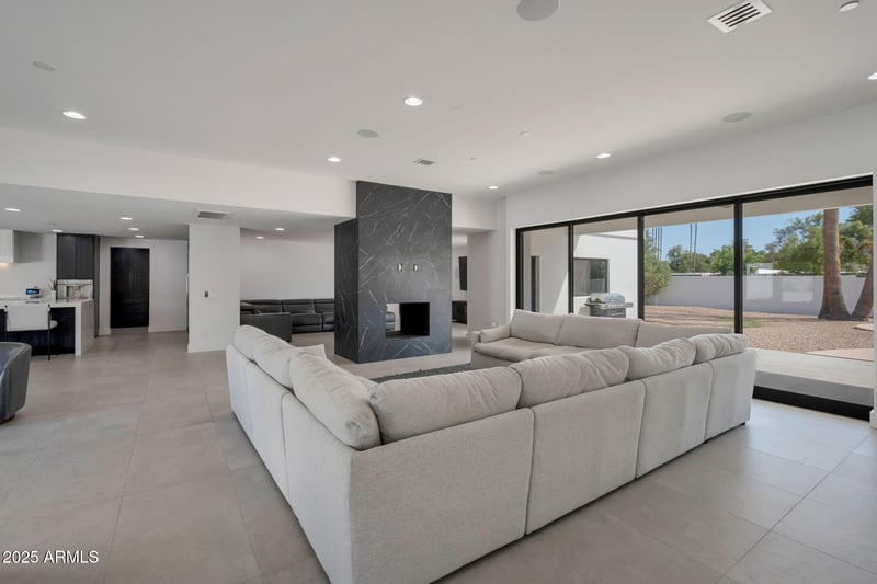 9027 82nd St, Scottsdale, AZ 85258