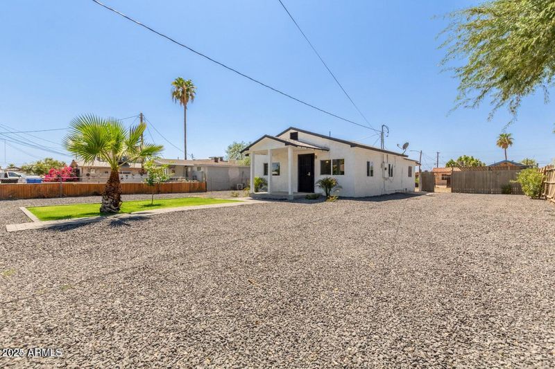 9028 N 10th St, Phoenix, AZ 85020