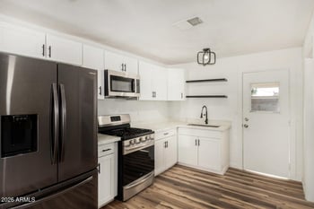 903 Amelia Ave, Phoenix, AZ 85014